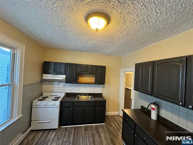 41 Columbia Avenue 2, Newark, NJ 07106