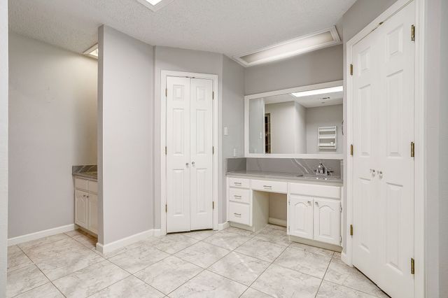 407 Llano Court, Weatherford, TX 76087