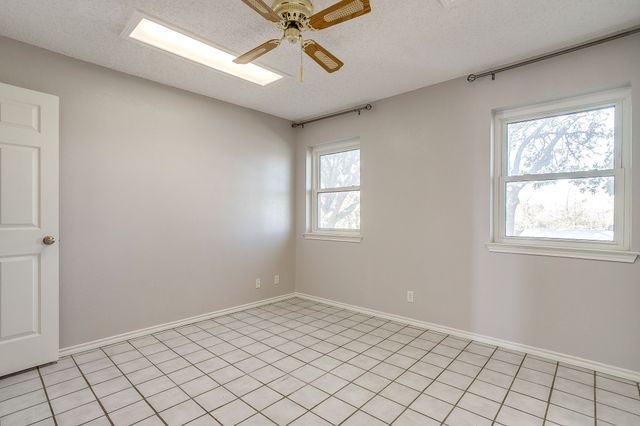 407 Llano Court, Weatherford, TX 76087