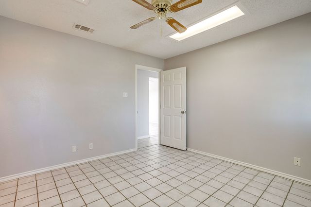 407 Llano Court, Weatherford, TX 76087