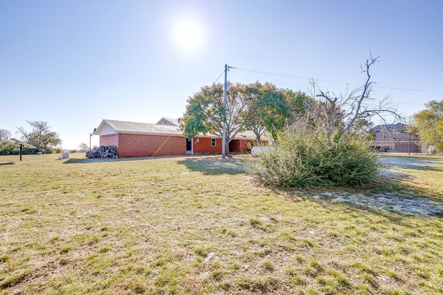 407 Llano Court, Weatherford, TX 76087