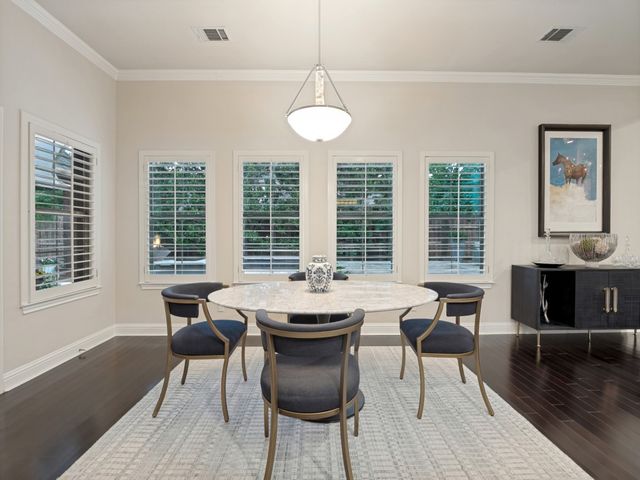 3201 Walker Place, Grapevine, TX 76051
