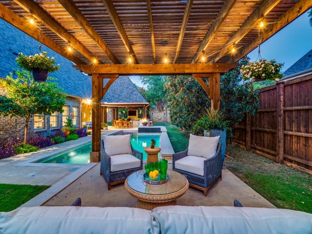 3201 Walker Place, Grapevine, TX 76051