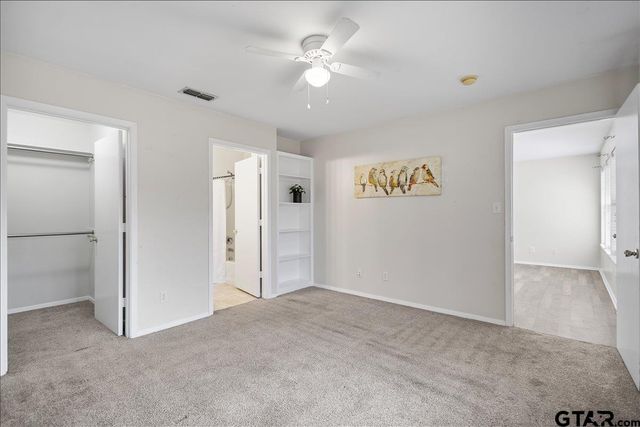 1112 Woodlands Park Drive, Lindale, TX 75771