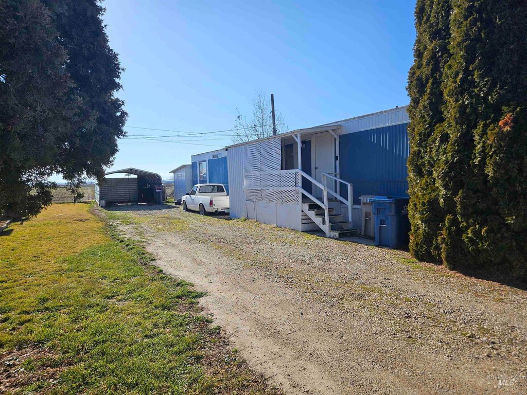 3104 E Ustick Rd, Caldwell, ID 83605 photo 2