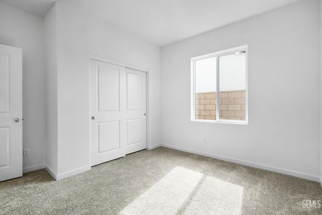 8207 Morningstar Avenue, Bakersfield, CA 93306