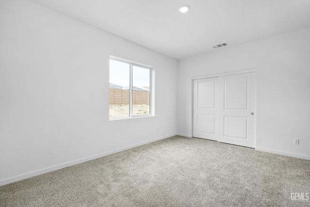 8207 Morningstar Avenue, Bakersfield, CA 93306