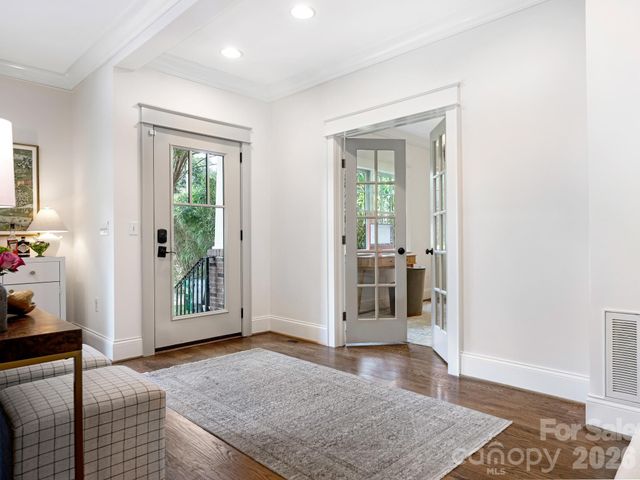 207 Towill Place, Charlotte, NC 28211