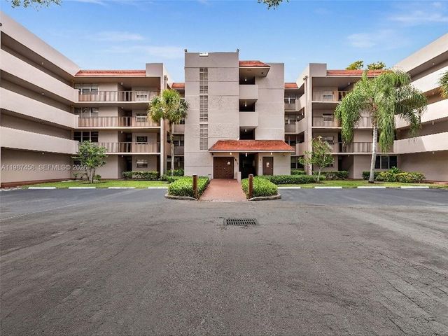 1811 Sabal Palm Dr 307, Davie, FL 33324