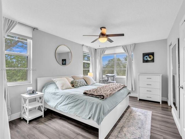 1811 Sabal Palm Dr 307, Davie, FL 33324