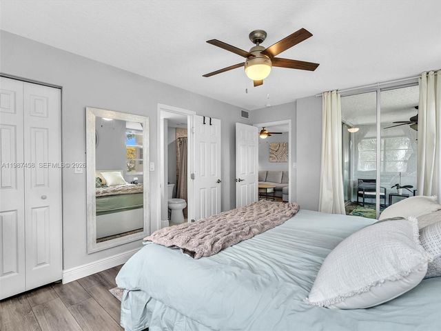 1811 Sabal Palm Dr 307, Davie, FL 33324