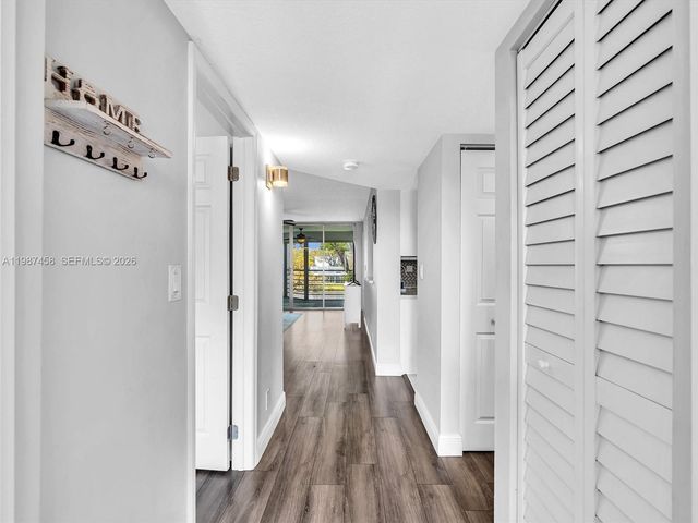 1811 Sabal Palm Dr 307, Davie, FL 33324