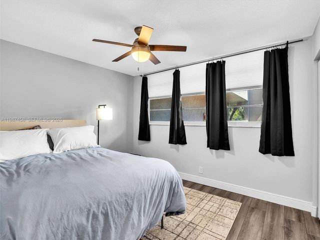 1811 Sabal Palm Dr 307, Davie, FL 33324