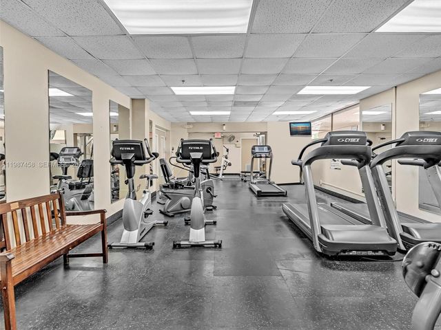 1811 Sabal Palm Dr 307, Davie, FL 33324