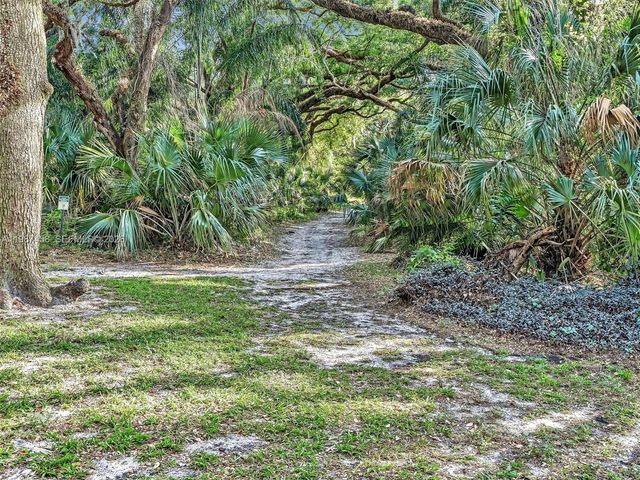 1811 Sabal Palm Dr 307, Davie, FL 33324