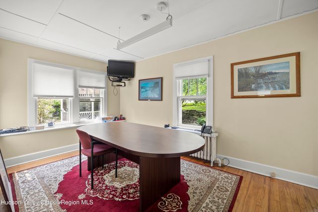 207 Maple Avenue, Germantown, NY 12526