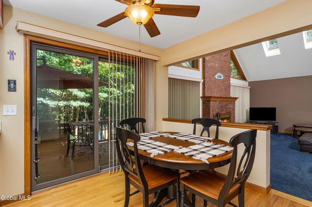 3 Buckingham Court, Clifton Park, NY 12065