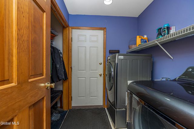 3 Buckingham Court, Clifton Park, NY 12065