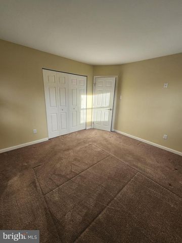 33 OLD RED LION RD, Southampton, NJ 08088