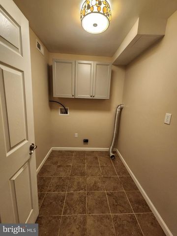 33 OLD RED LION RD, Southampton, NJ 08088