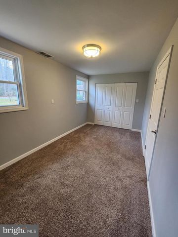 33 OLD RED LION RD, Southampton, NJ 08088