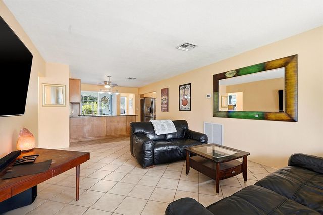 2834 Adams Street, Hollywood, FL 33020