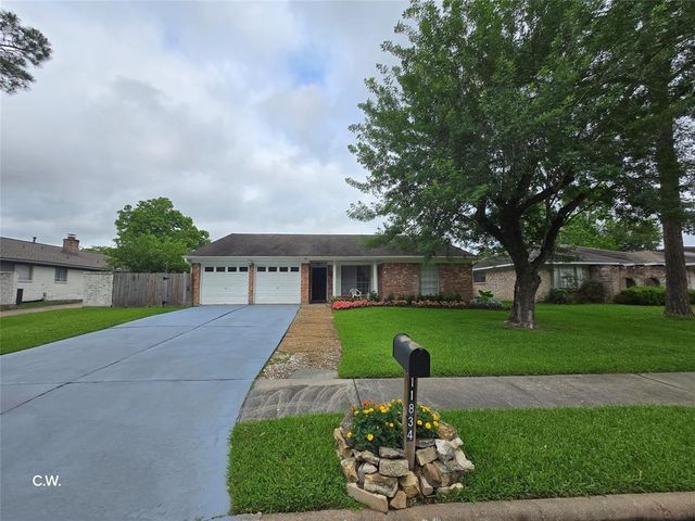 11834 Mulholland Drive, Meadows Place, TX 77477