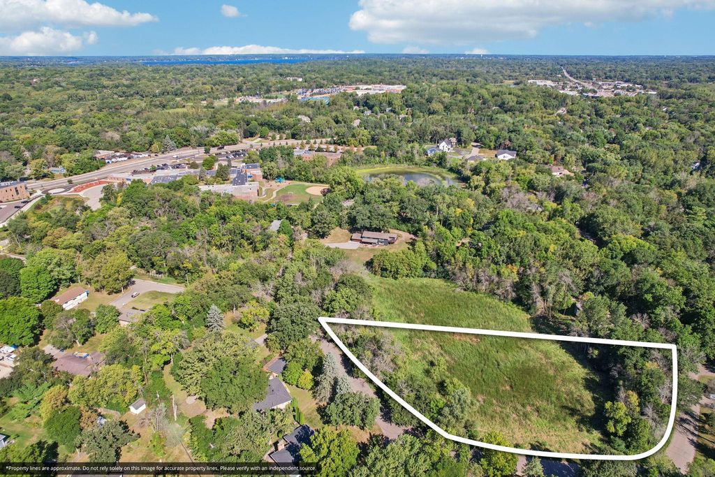 17908 Covington Road, Minnetonka, MN 55345 — photo 4