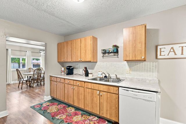 137 S Elizabeth, Wichita, KS 67213