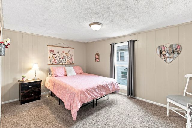 137 S Elizabeth, Wichita, KS 67213
