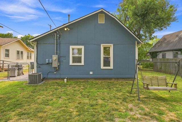 137 S Elizabeth, Wichita, KS 67213