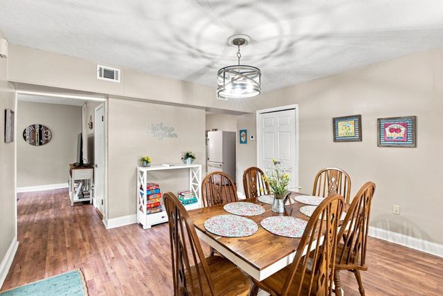 137 S Elizabeth, Wichita, KS 67213