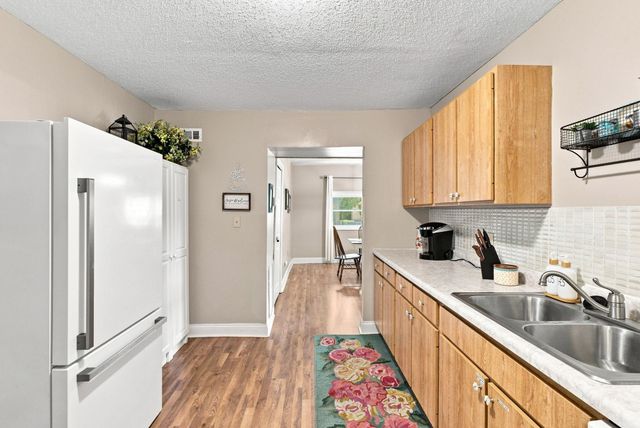137 S Elizabeth, Wichita, KS 67213