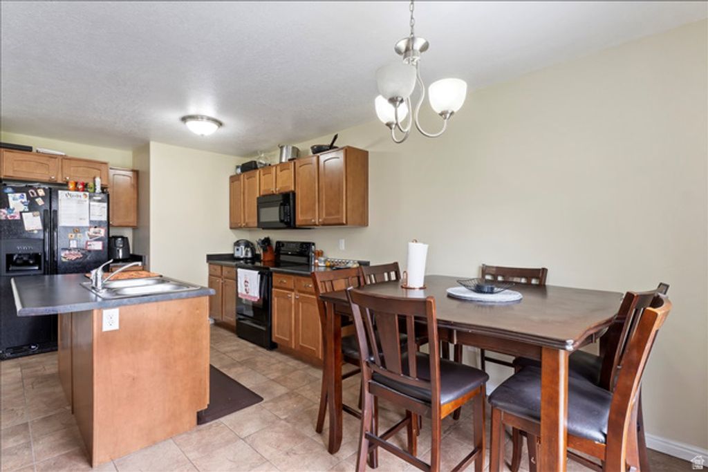 2153 W FOXWOOD ST, West Haven, UT 84401 — photo 5