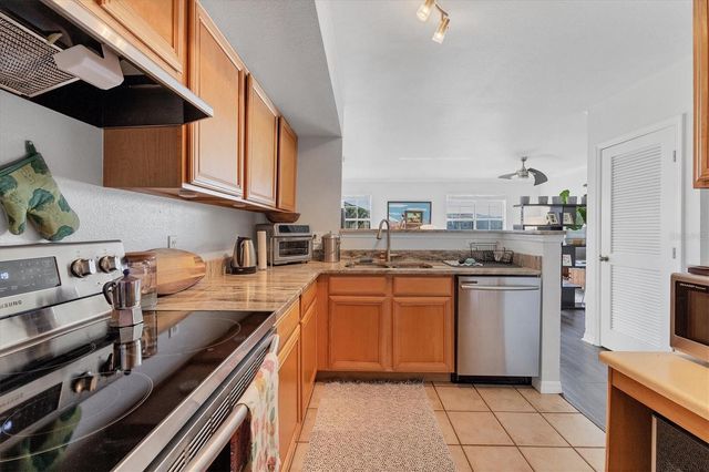 2950 VISCAYA PLACE 108, Sarasota, FL 34237