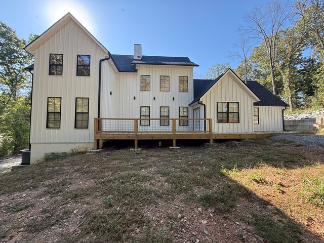 19 Builders Lane, Anderson, MO 64831