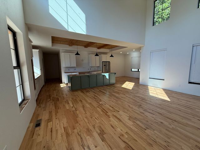 19 Builders Lane, Anderson, MO 64831