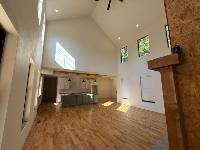 19 Builders Lane, Anderson, MO 64831