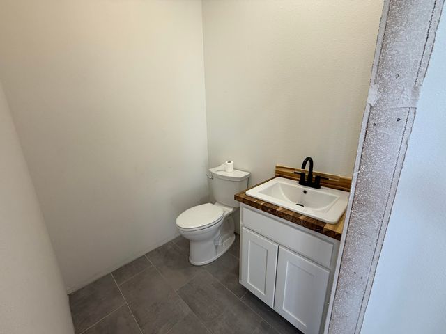 19 Builders Lane, Anderson, MO 64831