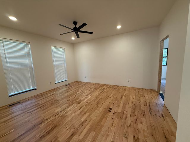 19 Builders Lane, Anderson, MO 64831