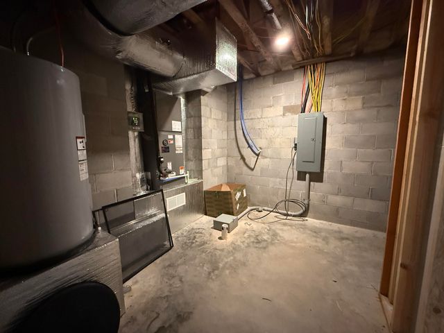 19 Builders Lane, Anderson, MO 64831