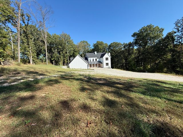 19 Builders Lane, Anderson, MO 64831