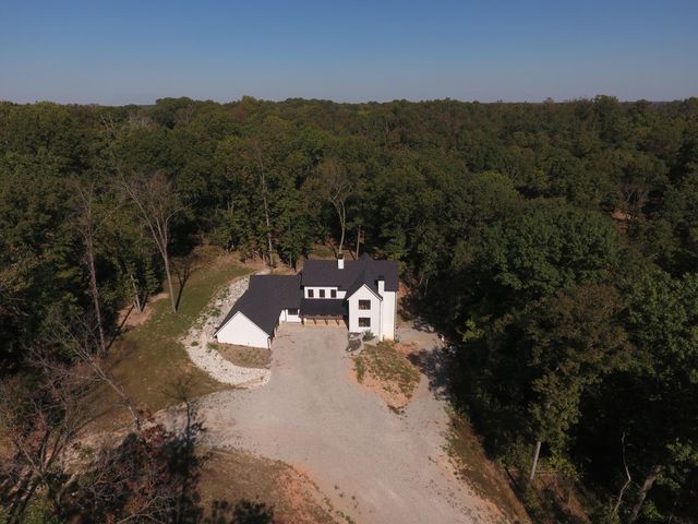 19 Builders Lane, Anderson, MO 64831