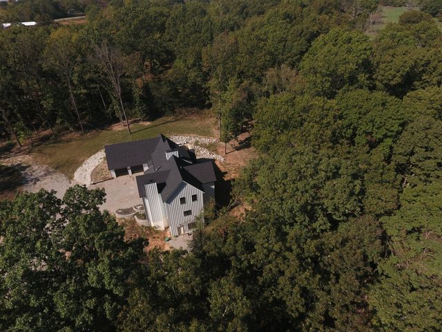 19 Builders Lane, Anderson, MO 64831