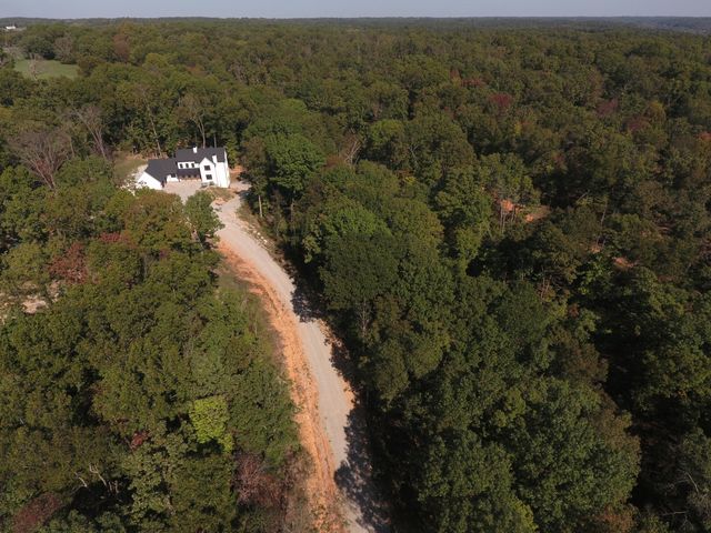 19 Builders Lane, Anderson, MO 64831