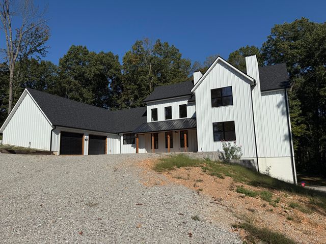 19 Builders Lane, Anderson, MO 64831