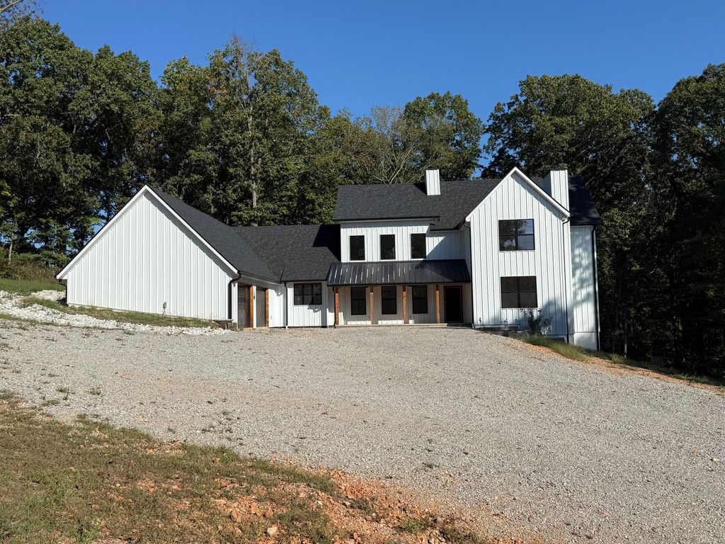 19 Builders Lane, Anderson, MO 64831