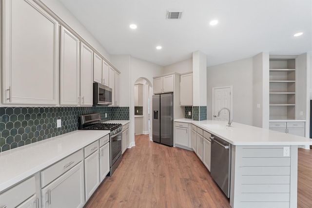 22 Wimberly Way, The Woodlands, TX 77385