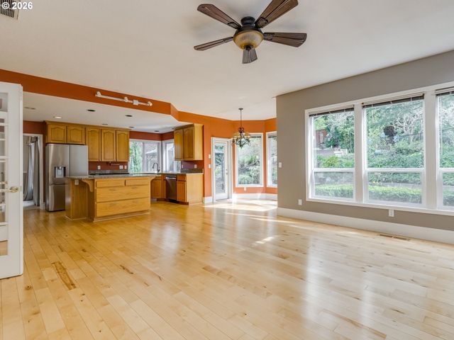 10615 Ne 30TH Ave, Vancouver, WA 98686