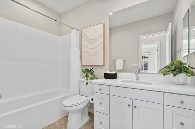 147 Excursion, Irvine, CA 92618